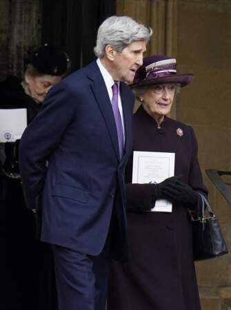 John Kerry et Lady Susan Hussey 