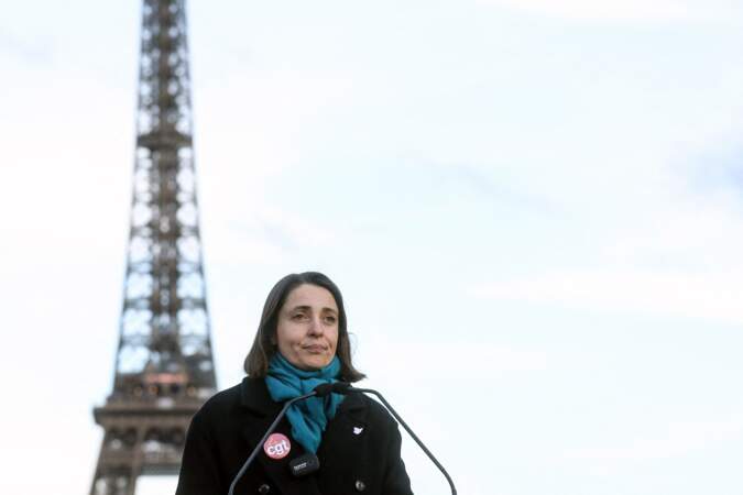 Sophe Binet célèbre le vote par le Congrès de l’inscription de l’interruption volontaire de grossesse (IVG) dans la Constitution sur le parvis du Trocadéro à Paris