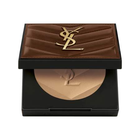 Poudre Bronzante All Hours Hyper Bronze Buff Dune, Yves Saint Laurent, 56 € en parfumeries et grands magasins