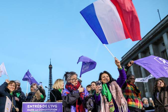 La France est le premier pays du monde à inscrire le droit à l'avortement dans la Constitution