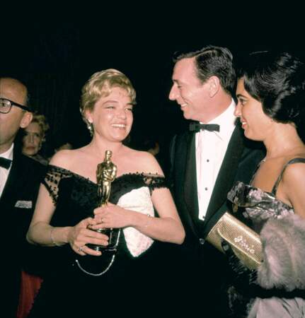 Lors de la 32e cérémonie des Oscars, en 1960, la comédienne Simone Signoret a été récompensée pour son rôle dans le film "Les Chemins de la haute ville"