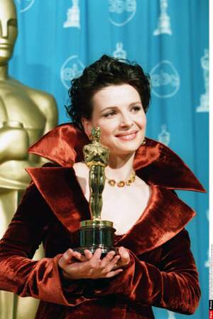 En 1997, Juliette Binoche a été récompensée de l'Oscar de la Meilleure actrice pour le film "Le patient anglais"