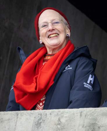 La reine Margrethe de Danemark à la compétition de ski d'Holmenkollen, à Oslo, ce samedi 9 mars 2024