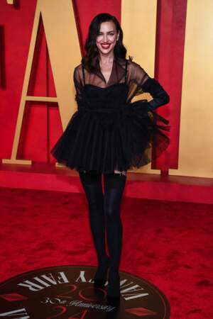 Irina Shayk à la soirée des Oscars de Vanity Fair