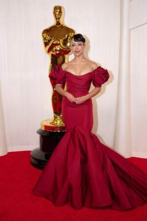 Liza Koshy arrive à la 96ème cérémonie des Oscars au Dolby Theatre d'Hollywood
