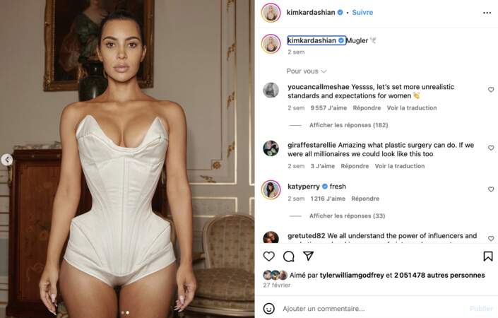  Kim Kardashian défraye la chronique en postant sur Instagram cette photo d'elle en corset Mugler, avec sa poitrine compressée et sa taille très serrée, le 25 février 2024