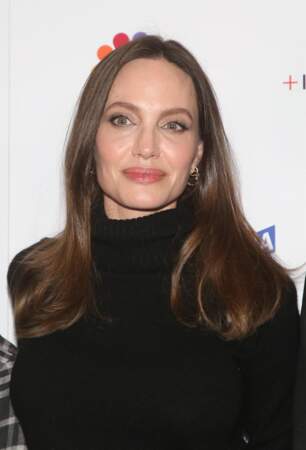 Angelina Jolie a subi une double mastectomie préventive en 2013