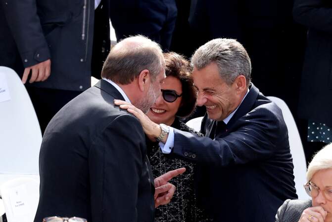 Éric Dupond-Moretti, Rachida Dati, Nicolas Sarkozy rigolent ensemble lors de la cérémonie
