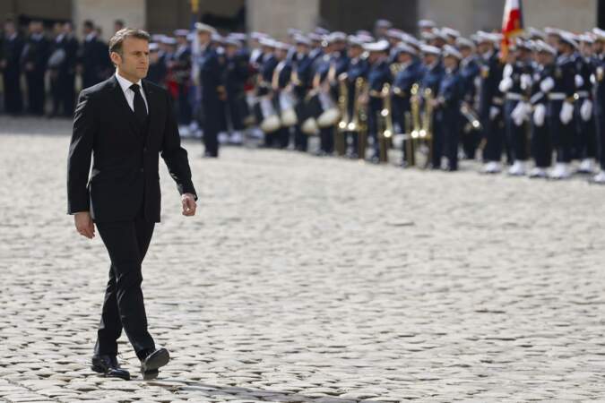 Emmanuel Macron aux Invalides