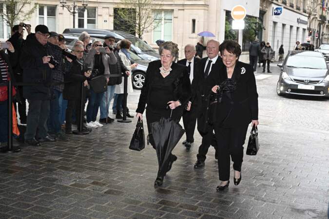 Chantal d'Orléans et Roselyne Bachelot aux obsèques de Frédéric Mitterrand, en l'Église Saint-Thomas-d’Aquin, dans le 7ème arrondissement de Paris, le mardi 26 mars 2024.