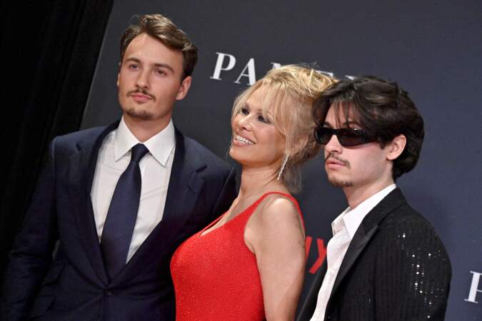 Pamela Anderson, et ses deux fils, Brandon Thomas Lee et Dylan Jagger Lee