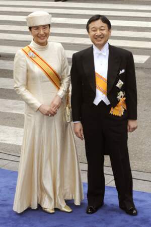 L'ancien prince héritier Nahurito du Japon et la princesse Masako à la cérémonie de couronnement du roi Willem-Alexander des Pays-Bas dans la "Nieuwe Kerk" a Amsterdam, le 30 avril 2013