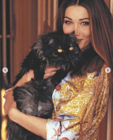 Carla Bruni et un de ses chats