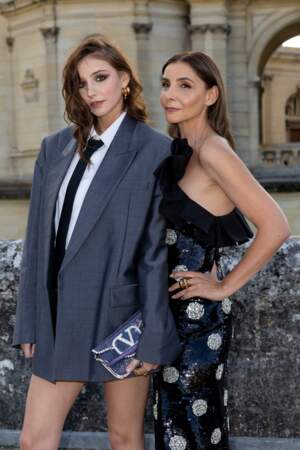 Clotilde Courau et sa Vittoria au photocall du défilé de mode automne-hiver 2024 Haute-Couture "Valentino" lors de la fashion week de Paris