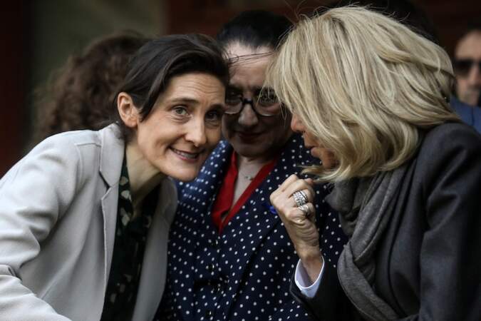 Brigitte Macron et Amélie Oudéa-Castéra ont pu échanger en privé