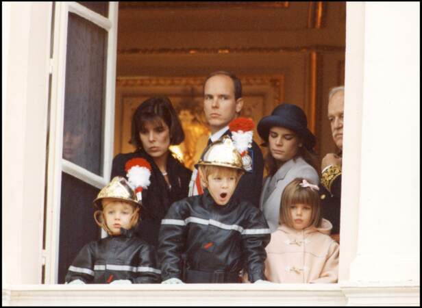 La princesse Caroline de Monaco, ses enfants Pierre, Andrea et Charlotte Casiraghi, le prince Albert, Stéphanie de Monaco, et le prince Rainier
