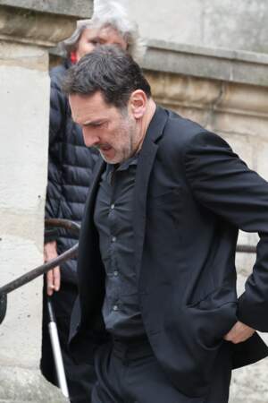Gilles Lellouche aux obsèques de Jean-Yves Le Fur en l'église Saint-Roch à Paris le 6 avril 2024