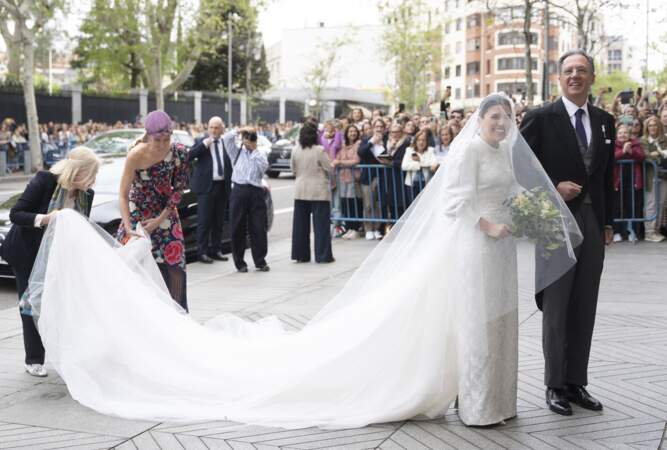 Teresa Urquijo et José Luis Martínez Almeida se sont dit “oui” à l'Église de San Francisco de Borja, à Madrid, le 6 avril 2024. 