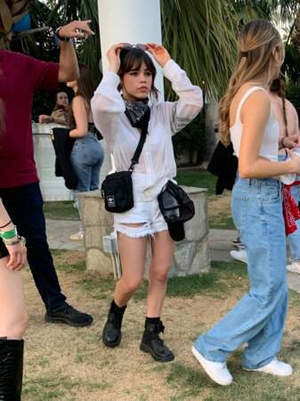 Jenna Ortega en look chanel au Festival Coachella 2023 
