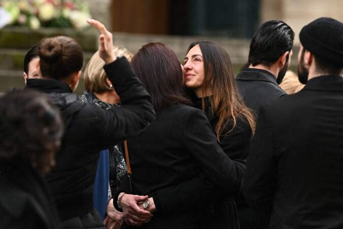 La famille de Alexis Gruss unis dans la douleur lors de ses obsèques à l'Église Saint-Roch à Paris, le 11 avril 2024.