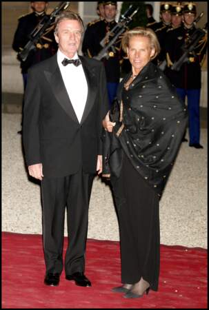 Le couple se rend à de nombreuses soirées à l'Élysée lorsque Bernard Kouchner travaille pour le gouvernement. 