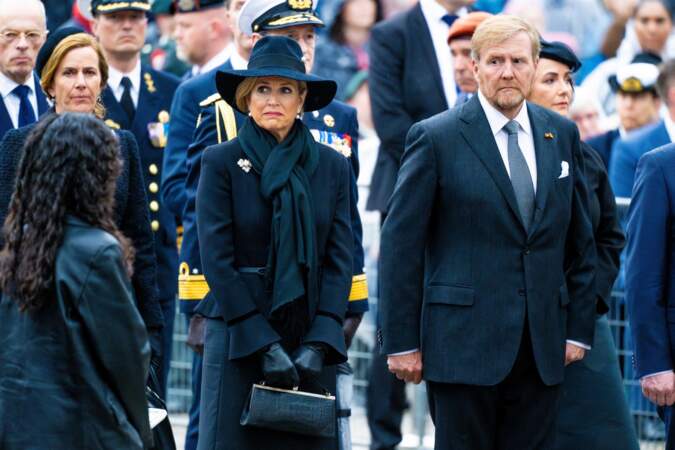Le roi Willem-Alexander des Pays-Bas et son épouse, la reine Maxima, lors de la Journée commémorative nationale 2024, à Amsterdam