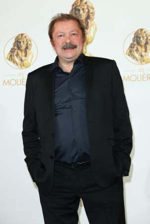 Vincent Viotti à la 35ème cérémonie des Molières, aux Folies Bergère, à Paris, le 6 mai 2024. 
