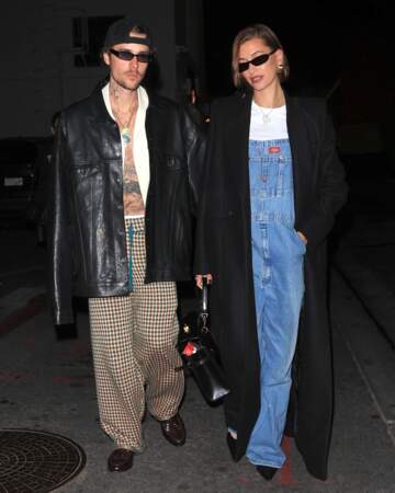 Hailey Bieber et son mari Justin Bieber sont allés dîner au restaurant à Los Angeles, le 26 octobre 2023