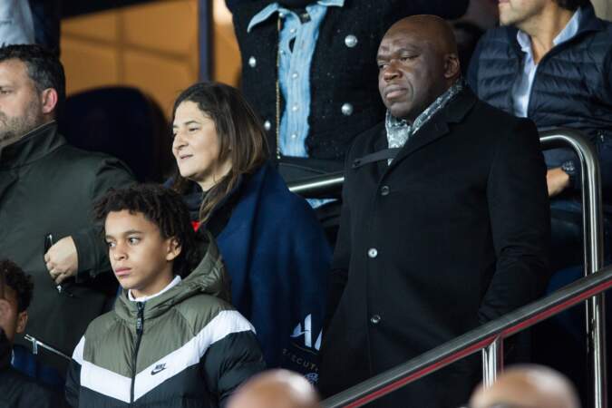 Les parents de Kylian Mbappé et son petit-frère Ethan assistent au match de Ligue 1 opposant le PSG à l'Olympique de Marseille, le 27 octobre 2019