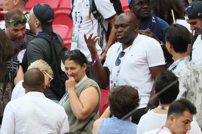 Les parents de Kylian Mbappé lors du match opposant la France à l'Argentine durant les 8e de finale de la Coupe du monde à Kazan en Russie, le 30 juin 2018