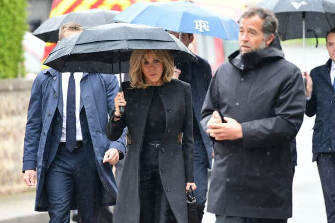 La Première Dame Brigitte Macron aux obsèques du journaliste et homme de lettres Bernard Pivot en l'église du christ à Quincié-en-Beaujolais, France, le 14 mai 2024.