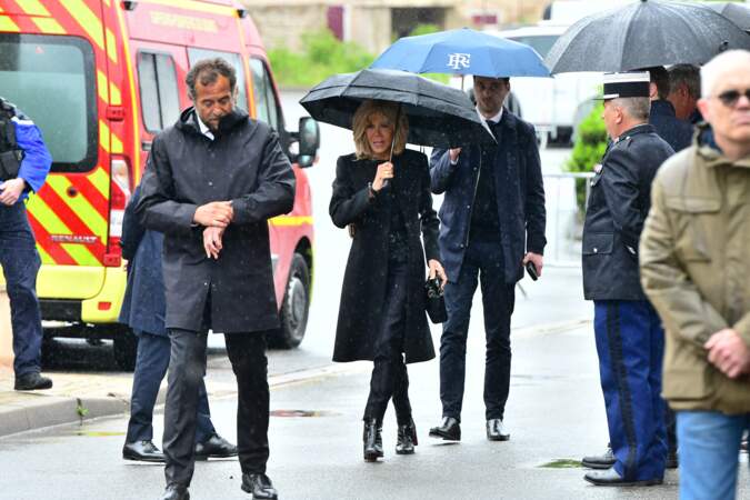 La Première Dame Brigitte Macron - Obsèques du journaliste et homme de lettres Bernard Pivot en l'église du christ à Quincié-en-Beaujolais, France, le 14 mai 2024.