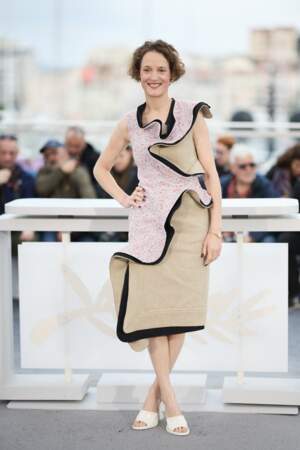 Vicky Krieps modeuse audacieuse au Festival de Cannes, le 15 mai 2024