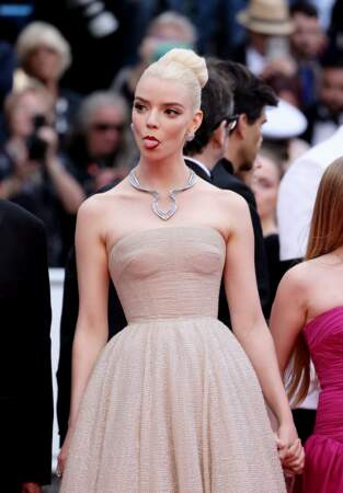 Anya Taylor-Joy - Montée des marches du film "Furiosa : A Mad Max Saga" lors du 77ème Festival International du Film de Cannes, au Palais des Festivals à Cannes. Le 15 mai 2024