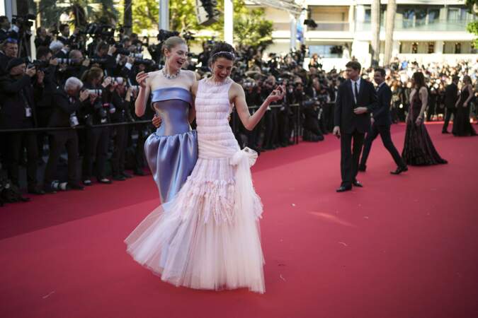 Margaret Qualley et Hunter Schafer au Festival de Cannes. (17 mai 2024)