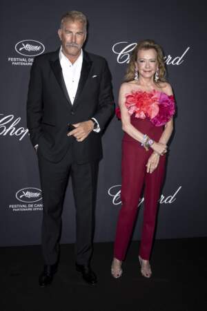 Kevin Costner et Caroline Scheufele assistent au dîner Chopard organisé dans le cadre du Festival de Cannes, le 17 mai 2024