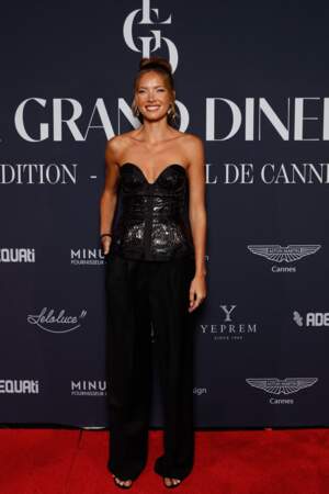 Amandine Petit éblouissante à la soirée de gala “Le Grand Dîner” au Palais Bulles à Théoule-sur-Mer, lors du 77ᵉ Festival de Cannes, le 18 mai 2024