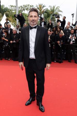 Richard Orlinski à la montée des marches du film « The Apprentice » lors du 77ème Festival International du Film de Cannes