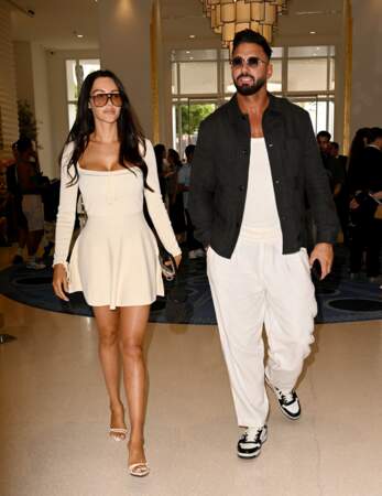 Nabilla Benattia et son mari Thomas Vergara quittent l'hôtel Martinez lors du 77ème Festival International du Film de Cannes