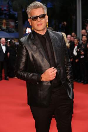 Benjamin Biolay élégant dans un smoking noir au Festival de Cannes, le 21 mai 2024