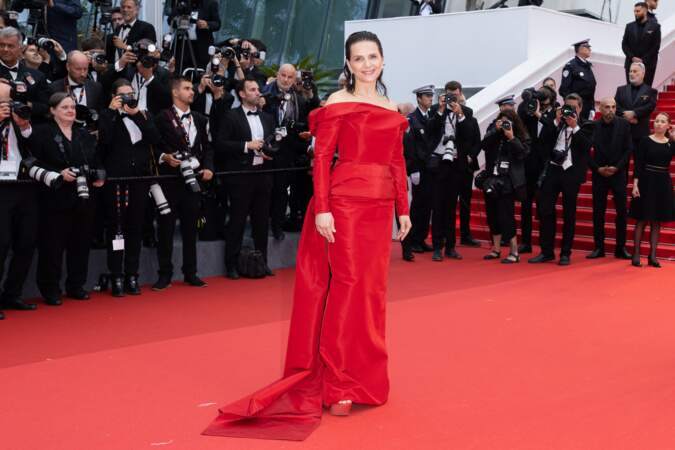Juliette Binoche au 77ème Festival de Cannes