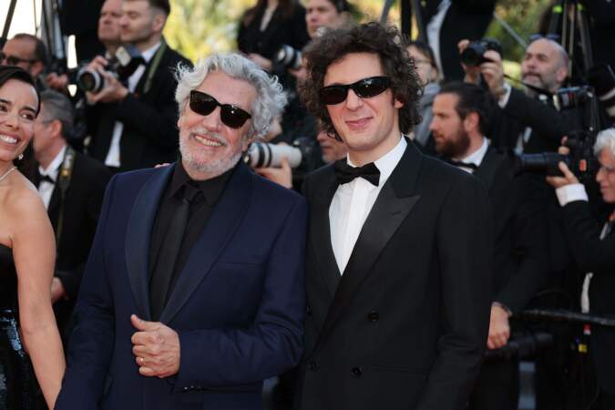 Alain Chabat et Vincent Lacoste sur le tapis rouge du film L’amour ouf au Festival de Cannes, le 23 mai 2024