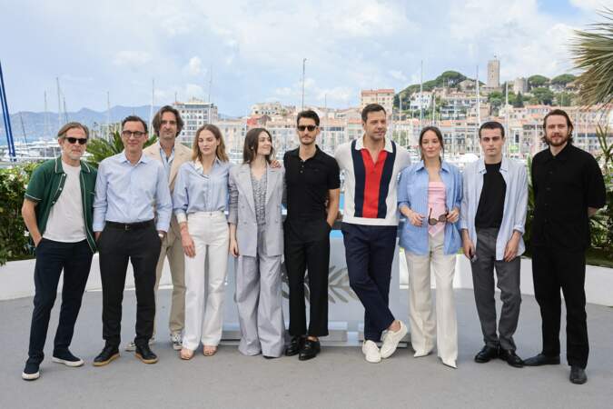 Le casting du film "Le comte de Monte-Cristo" au complet lors de la 77ème édition du Festival de Cannes, le 23 mai 2024