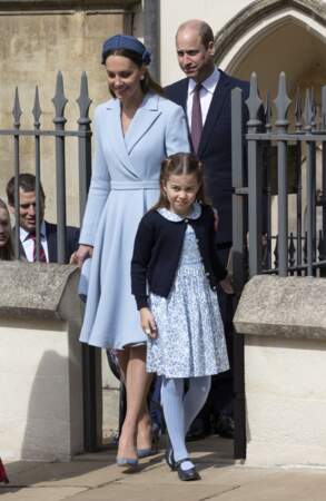 Kate Middleton et ses enfants à la chapelle Saint-Georges de Windsor pour assister à la messe de Pâques