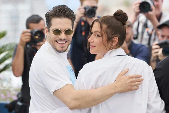 François Civil et Adèle Exarchopoulos complices lors du photocall du film "L'amour ouf" au Festival de Cannes, le 24 mai 2024