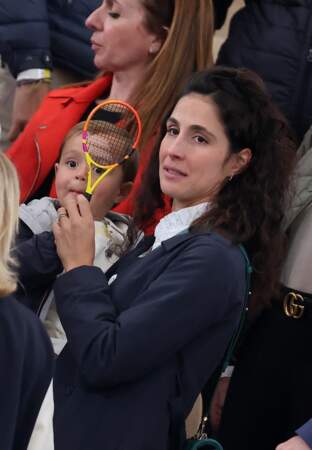 Xisca Perello très émue après l'élimination de son époux Rafael Nadal au tournoi de Roland-Garros, le 27 mai 2024