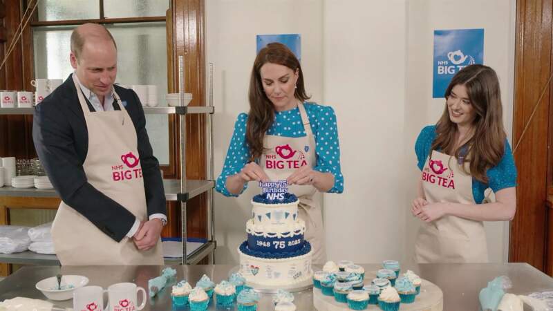 Le prince Williams et son épouse, Kate Middleton en cuisine lors de la soirée NHS Big Tea, le 5 juillet 2023