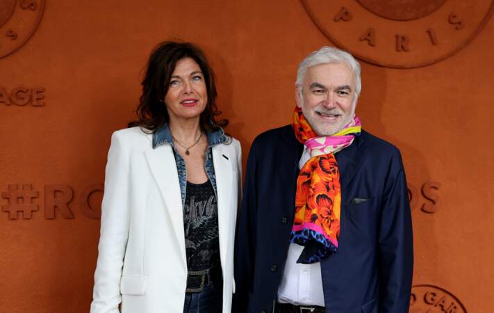 Pascal Praud et sa compagne Cathy Bancarel au village de Roland Garros à Paris, le 1ᵉʳ juin 2024