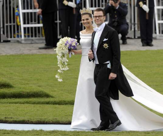 Un bouquet chargé de clins d'oeil entre les mains de Victoria de Suède pour son mariage avec Daniel Westling