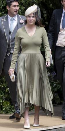 La princesse Eugenie d'York ravissante dans une robe plissée vert olive à la cathédrale de Chester, le 7 juin 2024